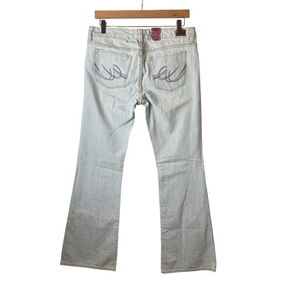 NWT Express Jeans Flare Leg Women’s Sz 8 Vintage Bleach Wash Cotton Western Boho - Picture 1 of 15